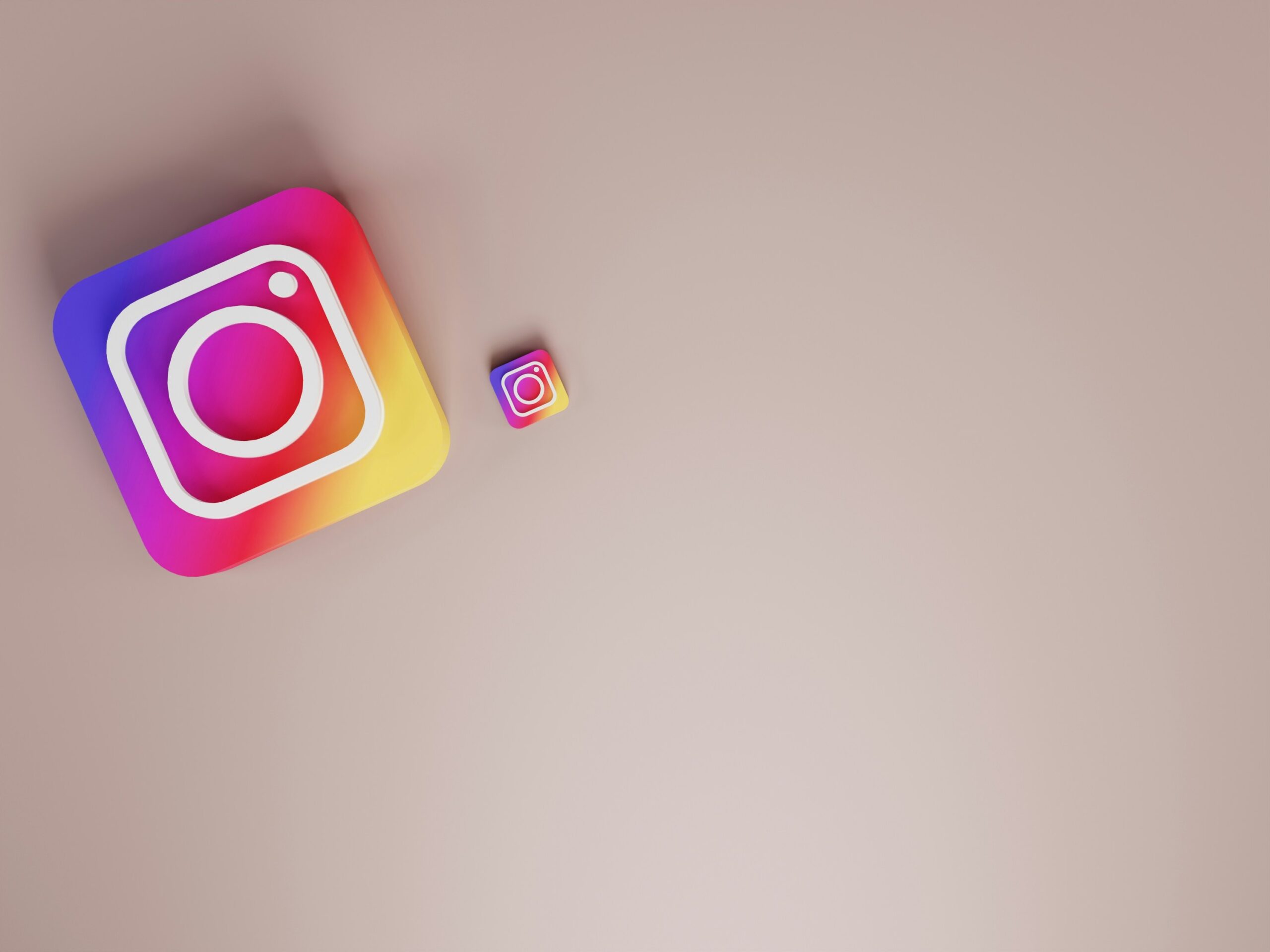 instagram logo groot en klein